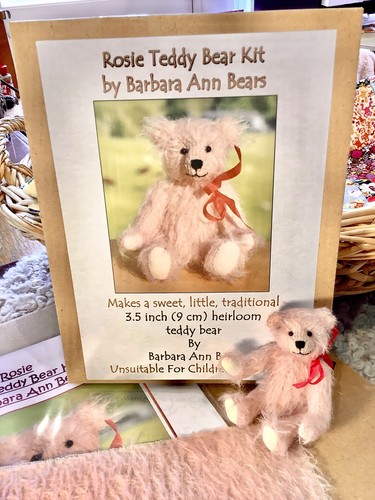 Miniature teddy bear making - miniature,