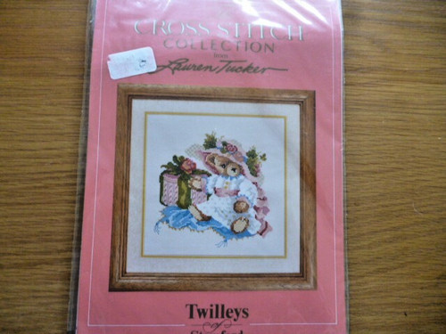 Isabel teddy bear cross - teddy, ~